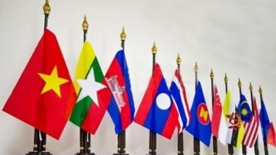 Looking towards the establishment of the ASEAN Community 