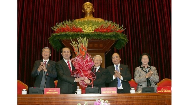 Comrade Nguyen Phu Trong was congratulated as the re-elected General Secretary of the 12th PCC. (Credit: VNA)