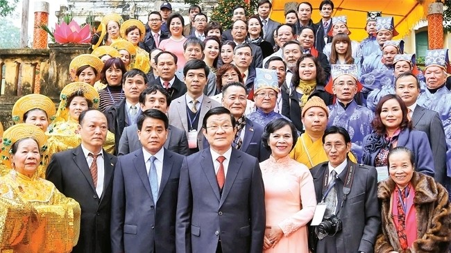 President Truong Tan Sang and delegates attending the 2016 ‘Homeland Spring’ programme (Credit: VNA)