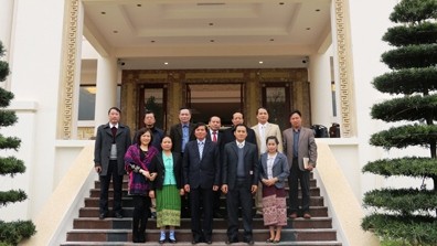 Leaders of Houaphanh and Hoa Binh provinces