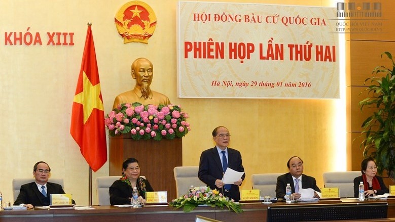NA Chairman Nguyen Sinh Hung chairs the second session of the National Election Council in Hanoi on January 29. (Credit: quochoi.vn)