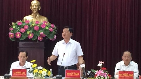 Politburo member and Secretary of the Ho Chi Minh City Party Committee, Dinh La Thang, speaking at the working session at SHTP (Credit: VOV)