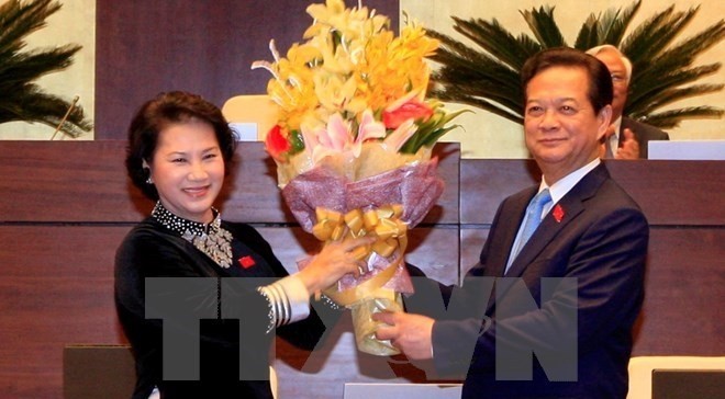 NA Chairwoman Nguyen Thi Kim Ngan and Prime Minister Nguyen Tan Dung (Photo: VNA)