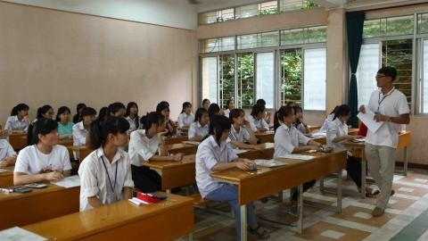Students in Hanoi sit for the exams. (Photo: VNA)