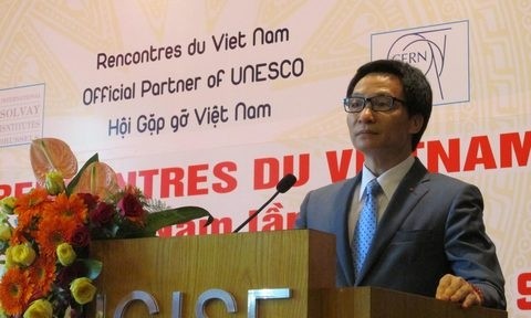 Deputy PM Vu Duc Dam speaking at the seminar (Credit: congan.com.vn)