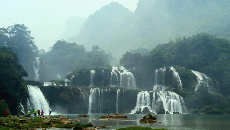 A panorama of Ban Gioc waterfall.