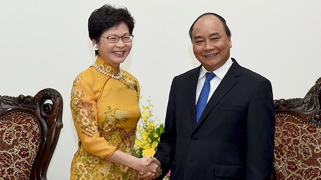 Prime Minister Nguyen Xuan Phu and Chief Secretary of the Hong Kong Special Administrative Region Carrie Lam Cheng Yuet-ngor
