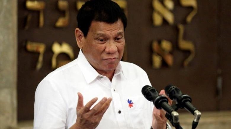 Philippine President Rodrigo Duterte gestures during his speech at the Beit Yaacov Synagogue, The Jewish Association of the Philippines in Makati city, metro Manila, Philippines October 4, 2016. (Photo: Reuters)