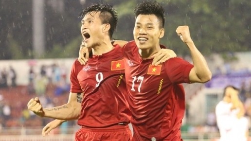 Cong Vinh and Van Thanh contribute two goals to Vietnam's 5-2 win over DPRK.
