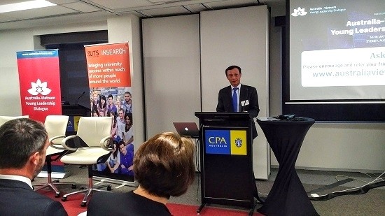 Vietnamese Ambassador to Australia Luong Thanh Nghi speaks at the event. (Credit: AVYLD)