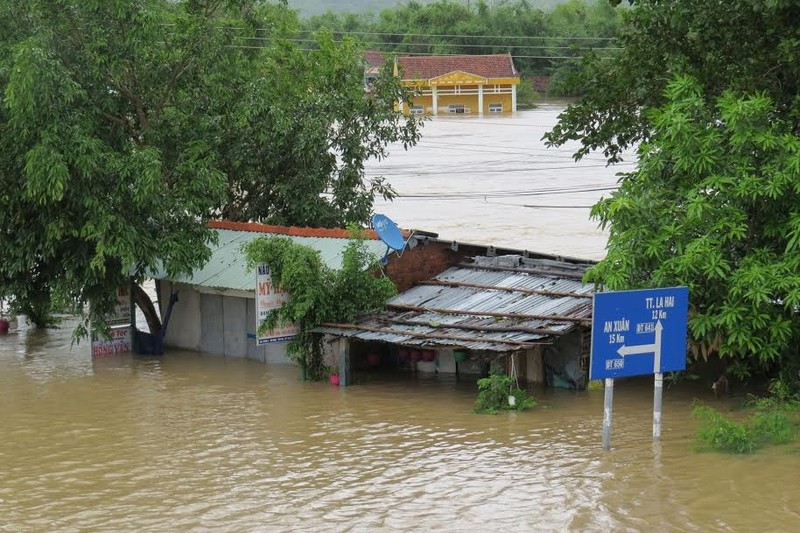 Many places have been isolated by flooding in the central province of Phu Yen.