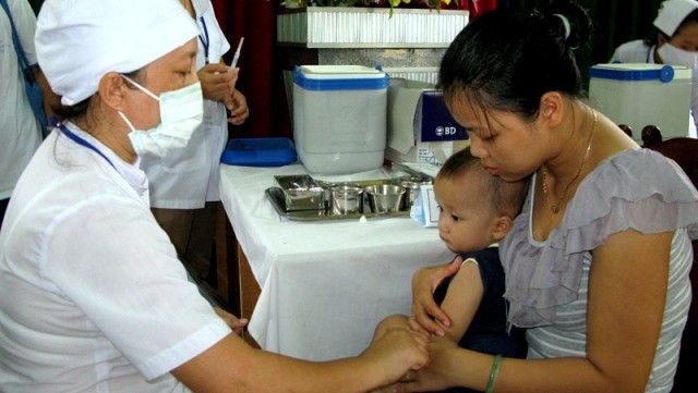 Measles-rubella vaccine produced by Vietnam will be used in the National Expanded Programme on Immunisation free of charge in 2017.