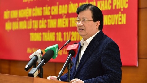 Deputy Prime Minister Trinh Dinh Dung