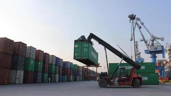 Vietnam posts trade surplus of US$2.32 billion in 2016
