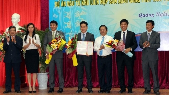 The ceremony to award the investment licence to Hoa Phat Group