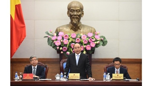 PM Nguyen Xuan Phuc speaks at the meeting with VUSTA in Hanoi on February 17. (Credit: VGP)