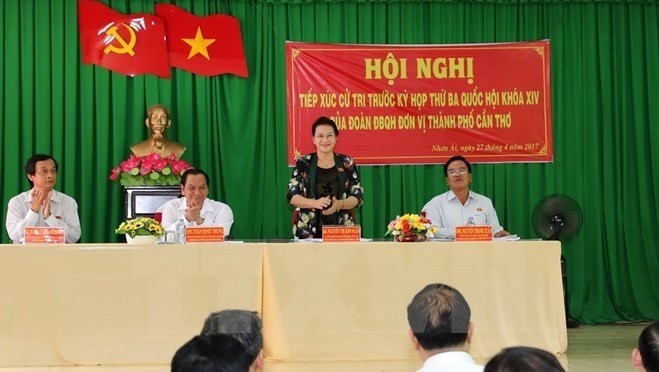 NA Chairwoman Nguyen Thi Kim Ngan speaks at the meeting with voters in Phong Dien district (Credit: VNA)