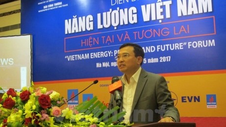 Deputy Minister of Industry and Trade Hoang Quoc Vuong speaking at the forum (Photo: VNA)