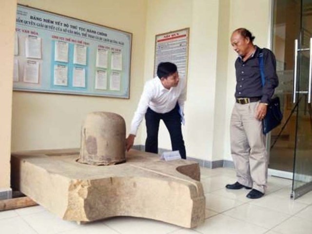 Champa culture's Linga-Yoni set discovered in Quang Ngai