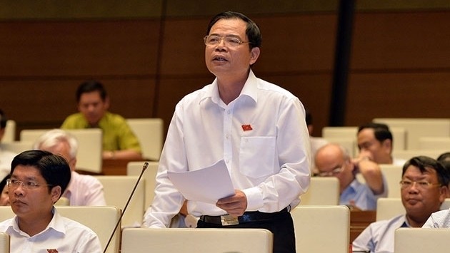 Minister of Agriculture and Rural Development, Nguyen Xuan Cuong, is first to field questions on June 13 (Photo: Duy Linh)