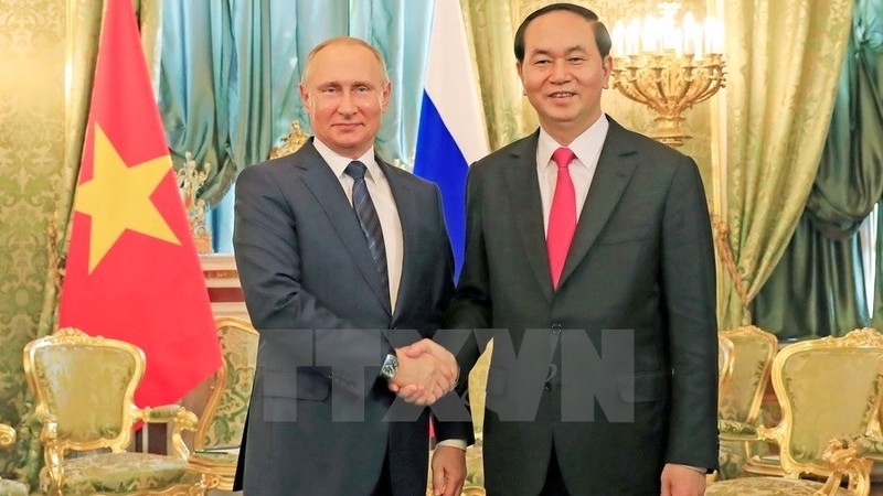 President Tran Dai Quang (R) and Russian President Vladimir Putin (Photo: VNA)