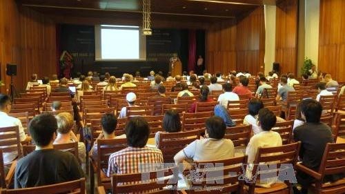 Experts and scientists from around the world gathered at the opening of a series of research conferences on cosmology and neutrino under the framework of Meeting Vietnam 2017, in Quy Nhon, July 10. (Credit: VNA)