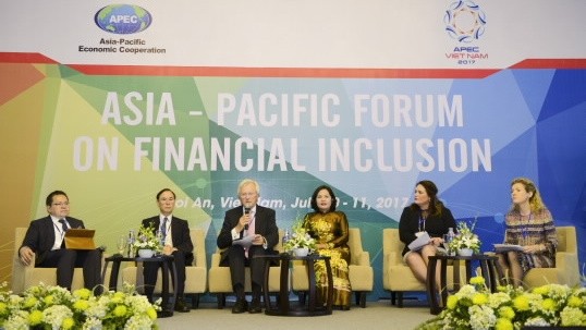 Experts during a discussion session at the APEC Asia-Pacific Forum on Financial Inclusion