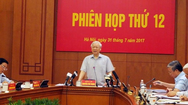 General Secretary Nguyen Phu Trong speaks at the meeting.