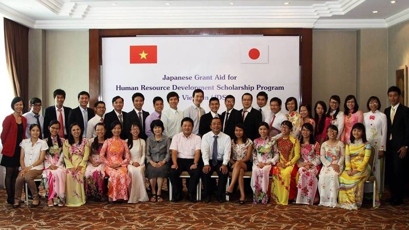 Launch of Japan’s JDS scholarships 2017 for Vietnamese officials 