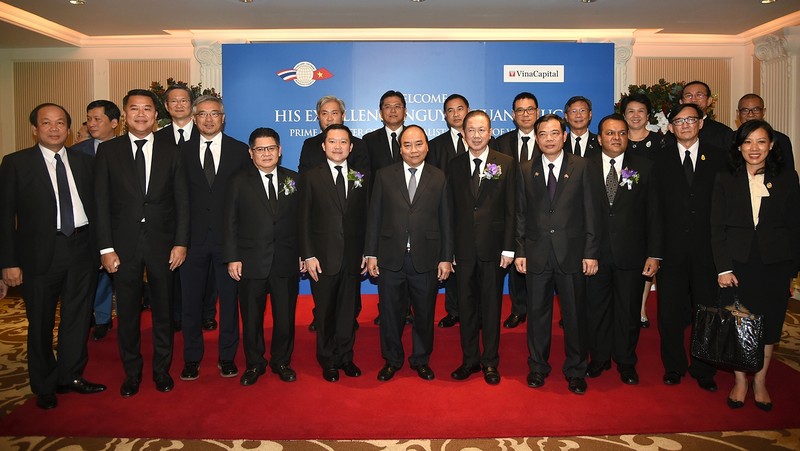 PM Phuc and Thai leading enterprises (photo: VGP)