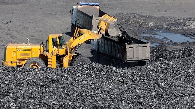 The coal sector will invest in constructing new coal sorting factories by 2020.