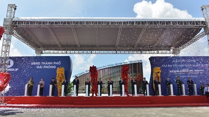 The ground-breaking ceremony for the construction of Vingroup's car manufacturing complex in Hai Phong