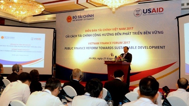 The Vietnam Finance Forum opens in Hanoi on September 21 and discusses public finance reforms towards sustainable development in Vietnam. (Credit: VGP)