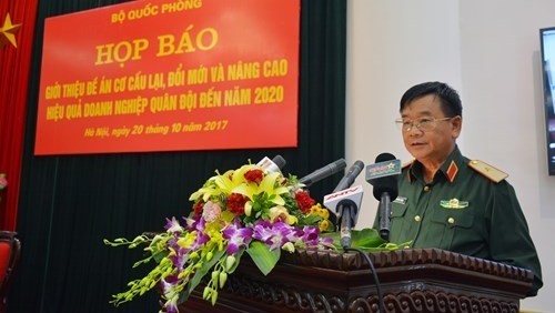  Major General Vo Hong Thang speaks at the meeting
