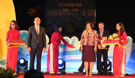 At the opening ceremony, 69 enterprises with 115 products are recognised as favourite Vietnamese brand names.