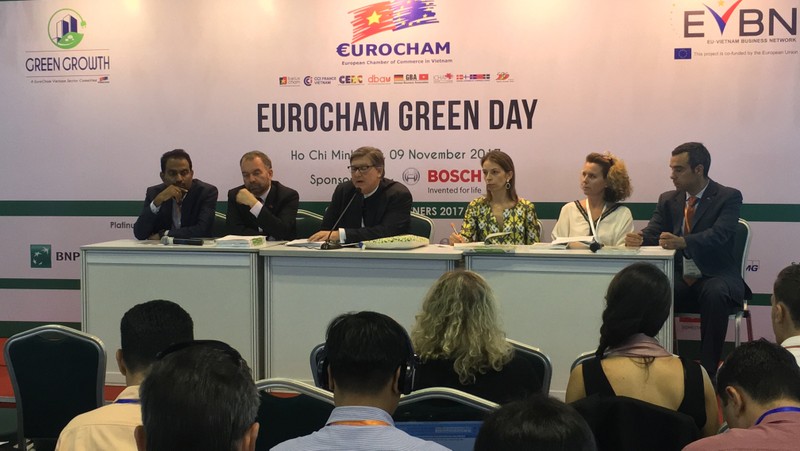 At the launch ceremony for the EuroCham Greenbook (photo: EuroChamvn)