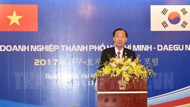 Vice Chairman of Ho Chi Minh City People’s Committee Le Thanh Liem speaking at the forum (Credit: thanhuytphcm.vn)