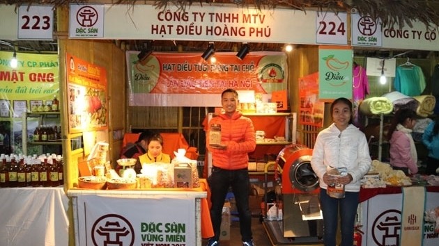 A booth at the Vietnam Local Specialities Fair 2017 