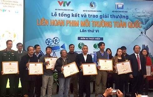 Winners of the sixth National Environmental Film Festival honoured (Photo:qdnd.vn)