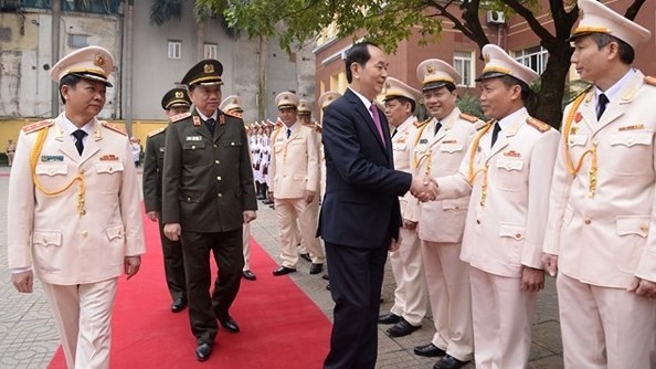 President Tran Dai Quang visits the National Guard High Command 