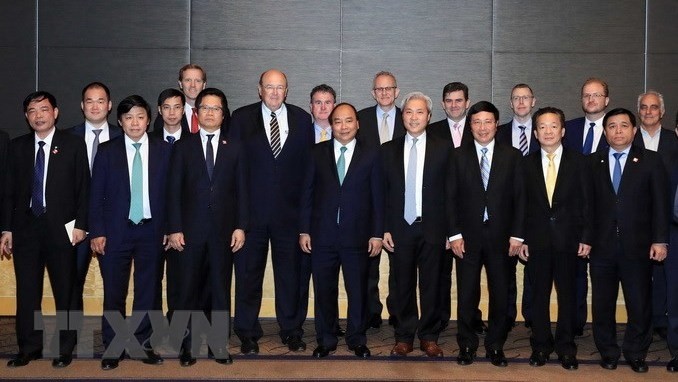 Prime Minister Nguyen Xuan Phuc and Australian investors