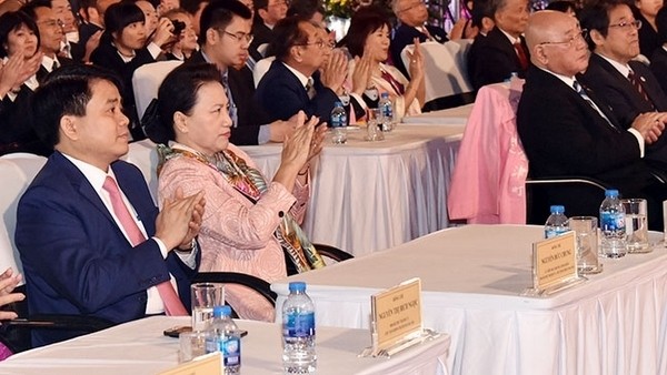 NA Chairwoman Nguyen Thi Kim Ngan and delegates attending the opening ceremony for the festival 