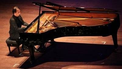 The 2018 Hanoi International Piano Festival will be held from August 11 – 18. 