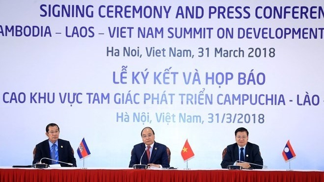 The CLV PMs co-chair the press conference (Source: VNA)
