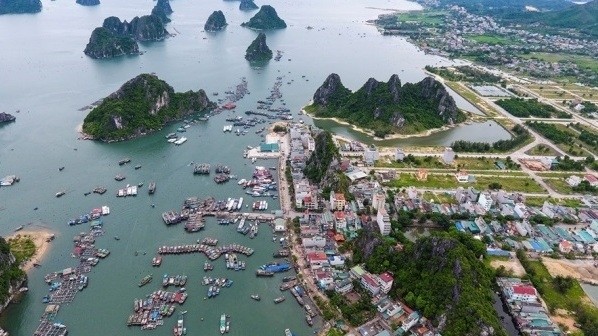 Van Don, along with Bac Van Phong and Phu Quoc, has outstanding advantages to develop as policies on special administrative economic zones.