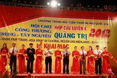 Trans-Asia trade fair opens in Quang Tri
