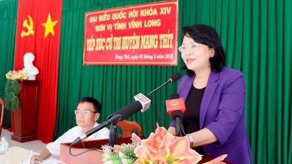 Vice President Dang Thi Ngoc Thinh meets with voters in Vinh Long city and Mang Thit district, the Mekong Delta province of Vinh Long, on May 2 - 3. (Photo: VNA)
