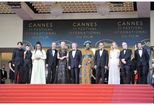 Cate Blanchett (5th L, Front), the jury's president, and other jury members attend the screening of "Everybody Knows" and the opening gala of the 71st Cannes International Film Festival at Palais des Festivals in Cannes, France, on May 8, 2018. (Photo: Xinhua)