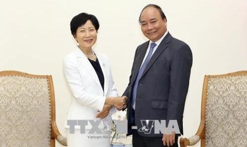 PM Nguyen Xuan Phuc receives CEO and Chairperson of the GEF Naoko Ishii. (Photo: VNA)