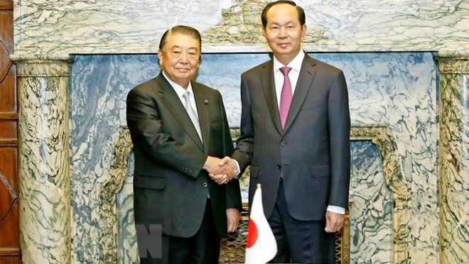 President Tran Dai Quang (right) and Speaker of the Japanese House of Representatives Tadamori Oshima (Source: VNA)